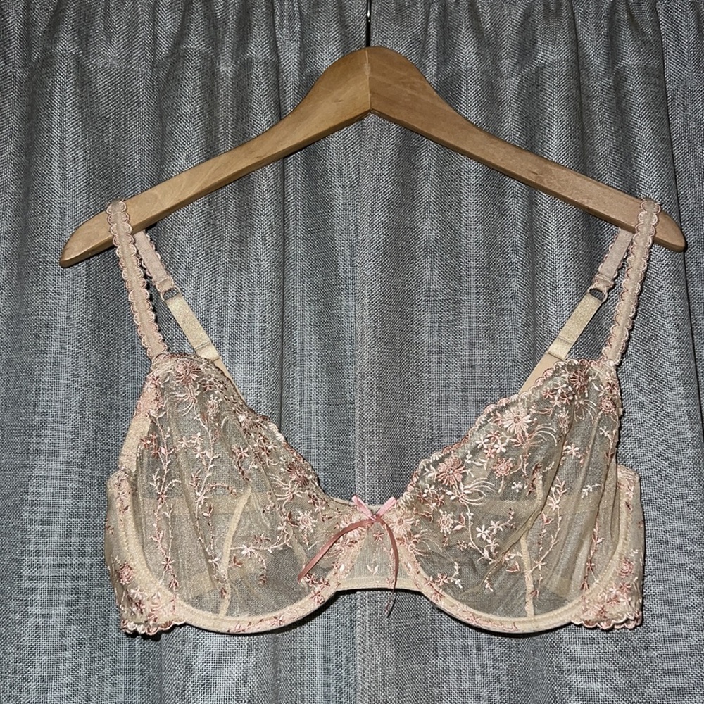 NWOT Gorgeous Apt. 9 Sheer Lace Tan Underwire Bra 38C